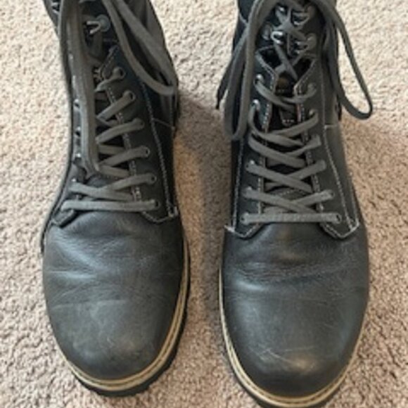 Men's Boots Volcom Gray Size 10.5 M Lace Up - Picture 1 of 6